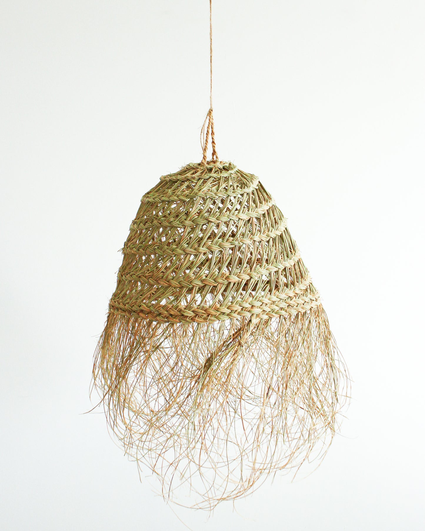 Handwoven Moroccan Lampshade with Fringes / Round // Medium