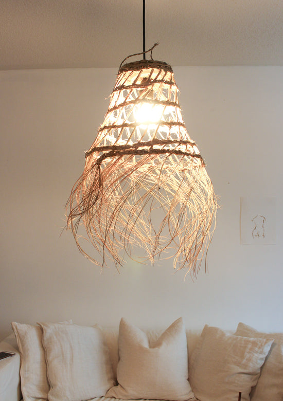Load image into Gallery viewer, Handwoven Moroccan Lampshade with Fringes / Cone // Medium
