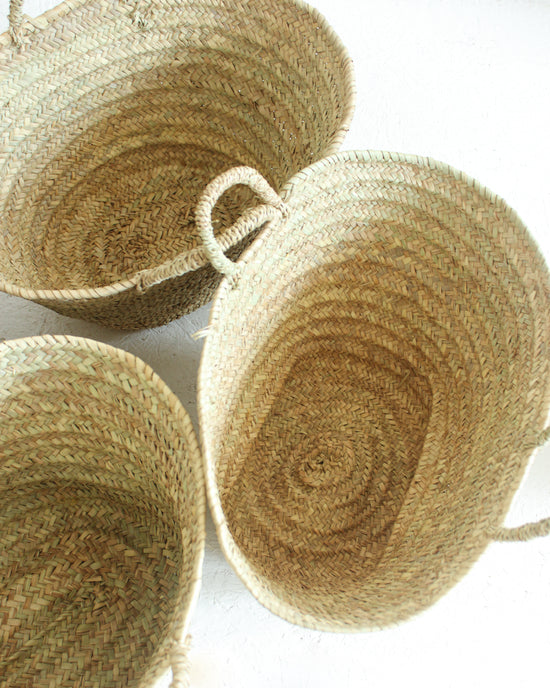 Load image into Gallery viewer, Handwoven Moroccan Palm Basket // Large
