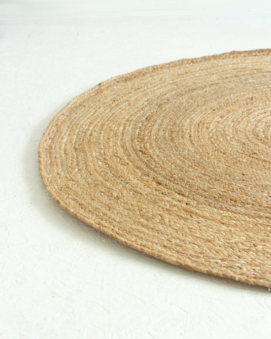 Load image into Gallery viewer, Round Jute Rug // NATURAL
