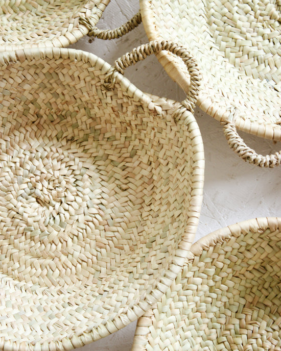 Load image into Gallery viewer, Handwoven Palm Leaf Tray
