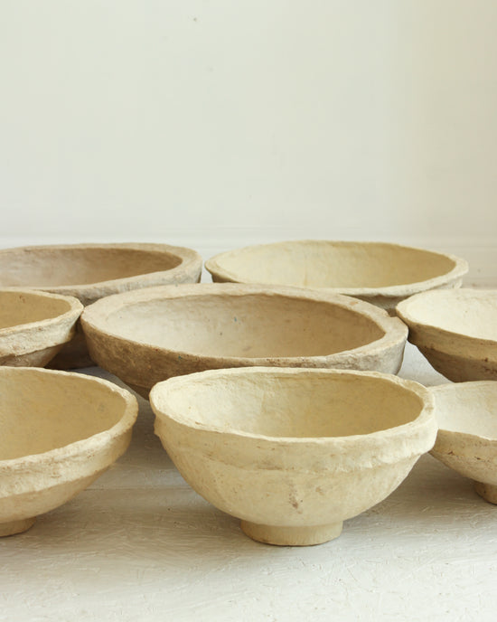 Load image into Gallery viewer, Vintage Paper Mache Bowl // X-LARGE
