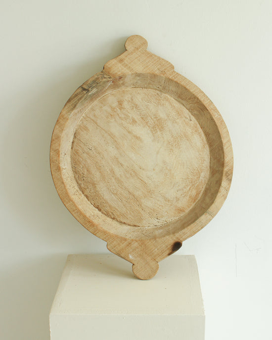 Load image into Gallery viewer, Rustic Bleached Antique Wooden Tray / LARGE // PARAT
