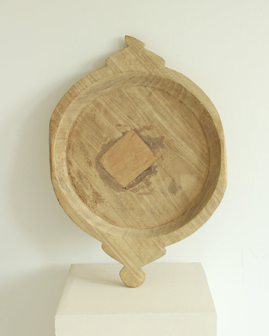 Load image into Gallery viewer, Rustic Bleached Antique Wooden Tray / LARGE // PARAT
