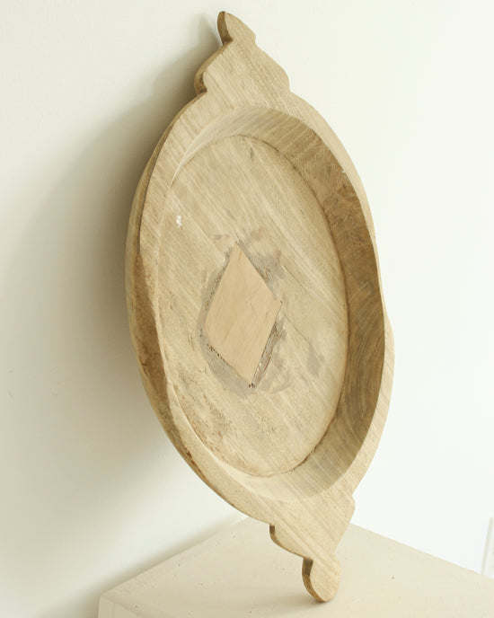 Load image into Gallery viewer, Rustic Bleached Antique Wooden Tray / LARGE // PARAT
