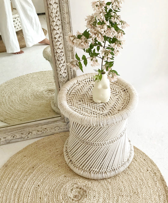 Load image into Gallery viewer, Female Body Ceramic Vase
