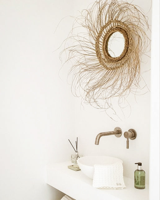 Load image into Gallery viewer, Seagrass Mirror With Fringes // SUN
